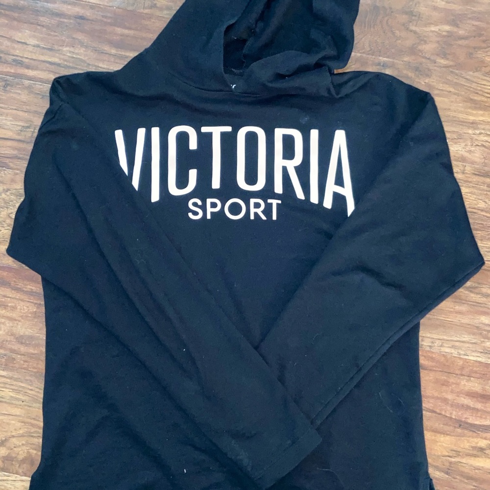 Victoria sport crop hoodie